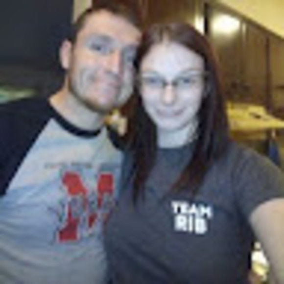 Meet your Posher, Elton el guapo - Picture 1 of 1